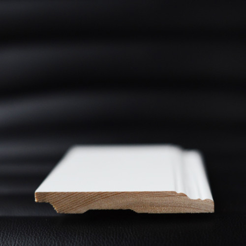 Skirting board 15x120x2400 painted